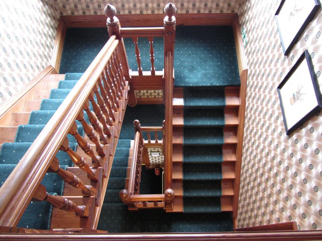Rossmor Bed & Breakfast Grantown-on-Spey Exteriör bild