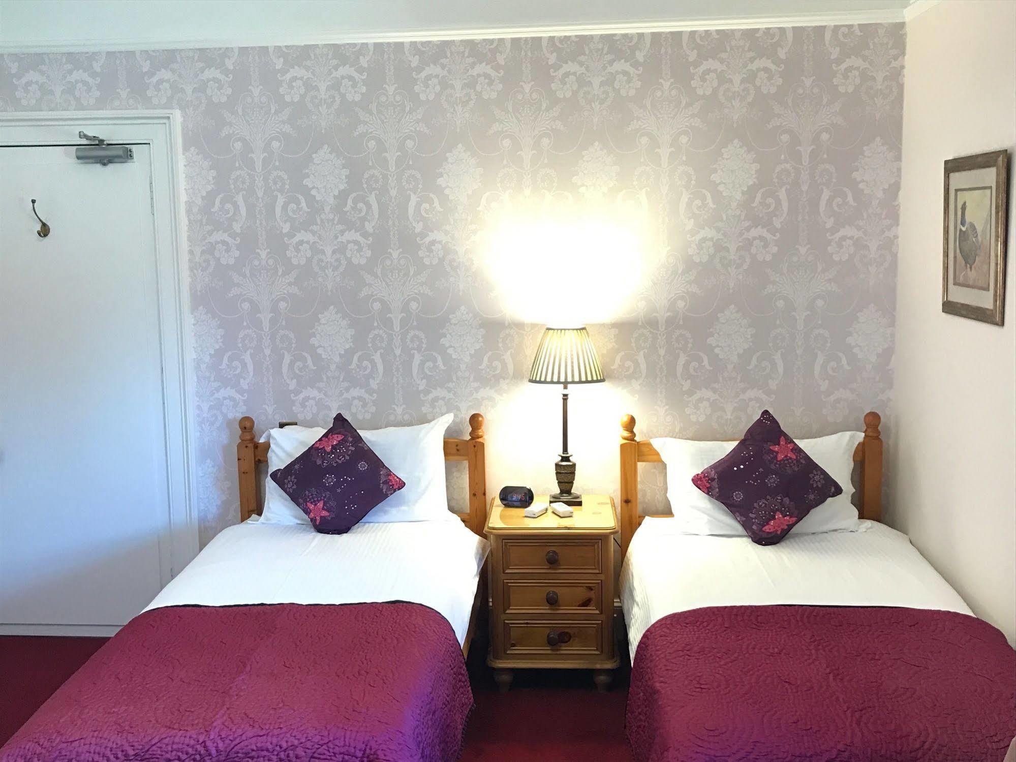 Rossmor Bed & Breakfast Grantown-on-Spey Exteriör bild