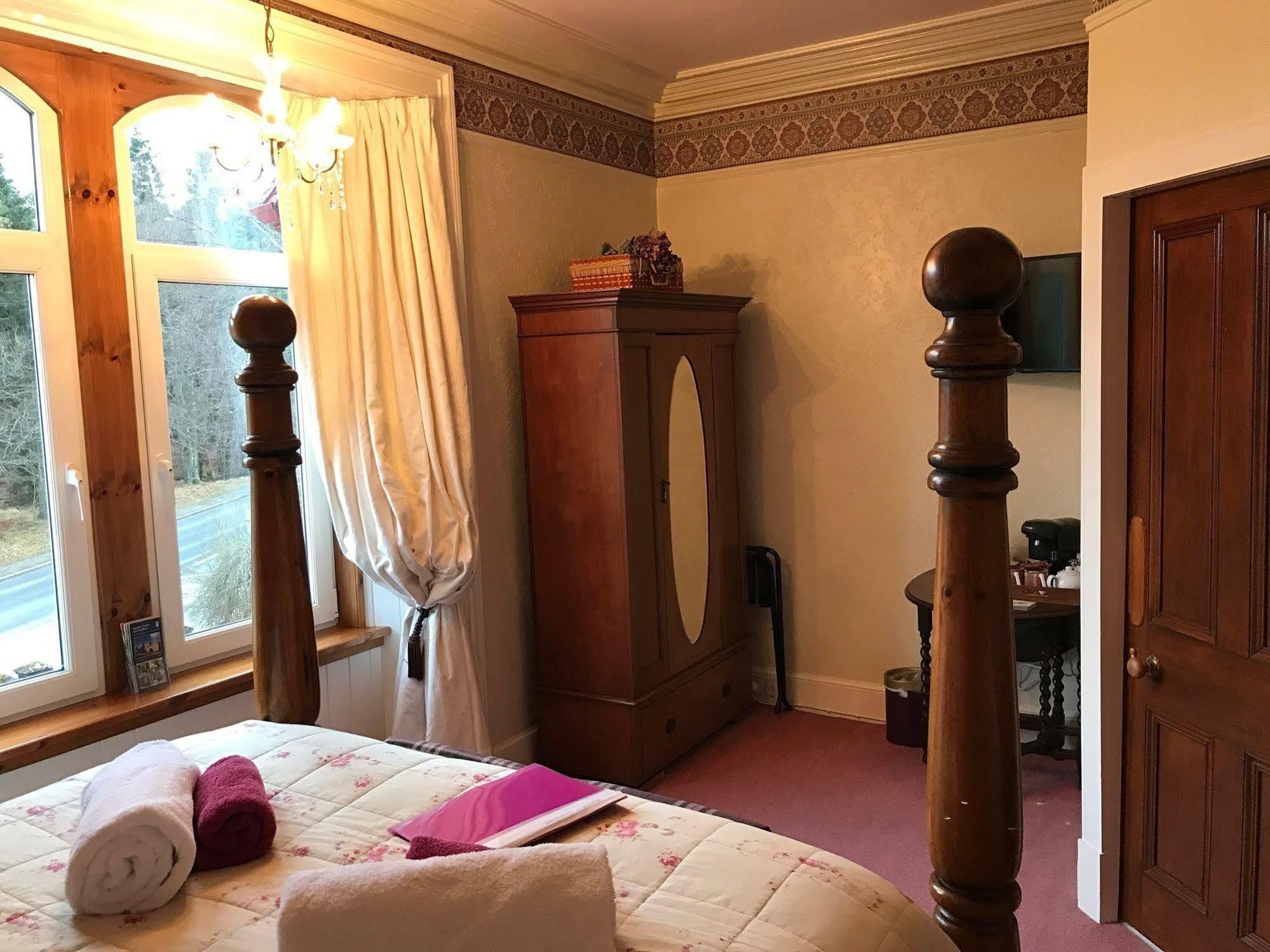 Rossmor Bed & Breakfast Grantown-on-Spey Exteriör bild