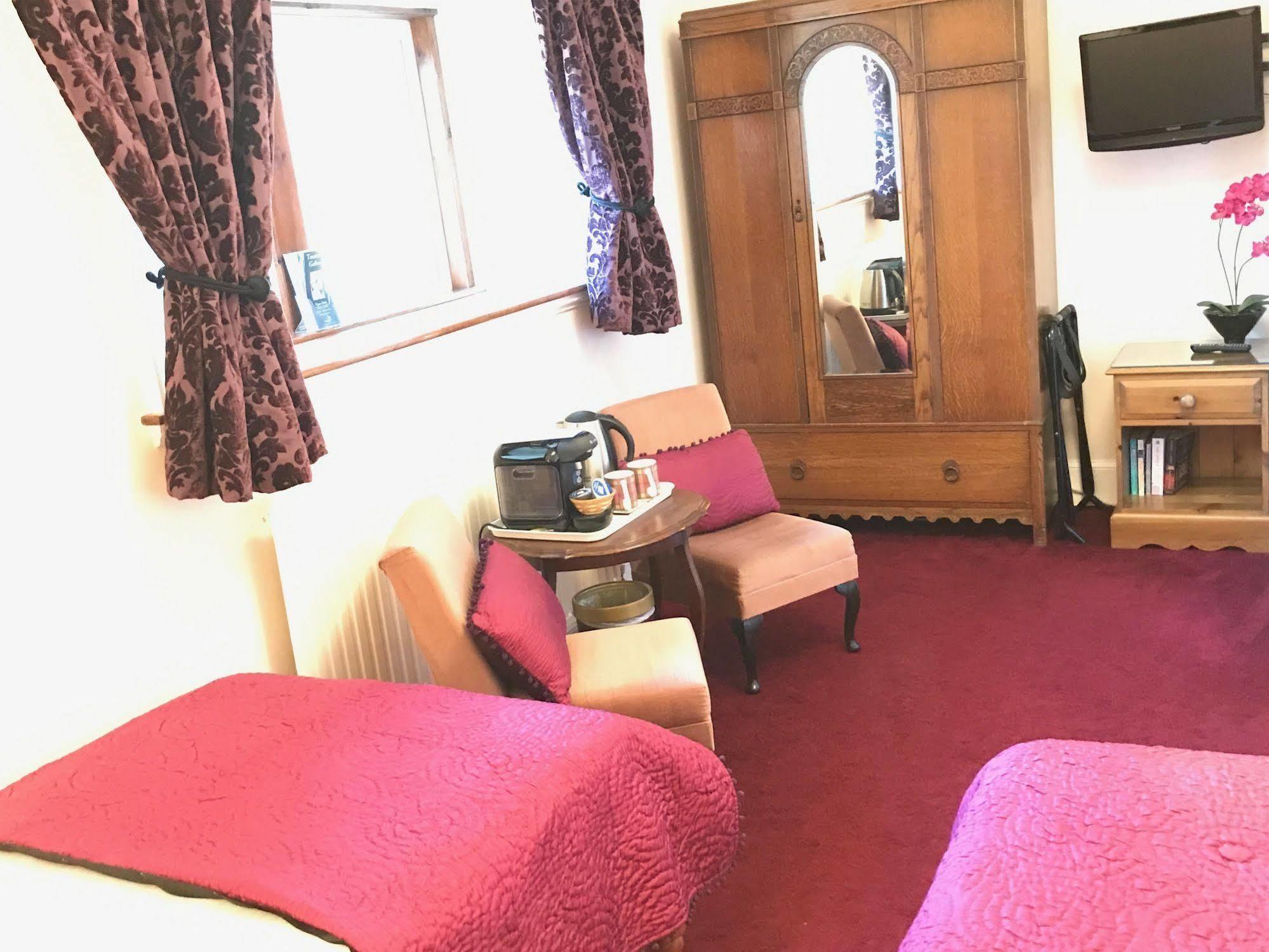 Rossmor Bed & Breakfast Grantown-on-Spey Exteriör bild